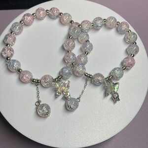 (EACH) Pink and blue Crystal